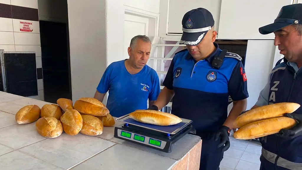Bayburt Belediyesi Fırınlarda Hijyen ve Gramaj Kontrolü Gerçekleştirdi