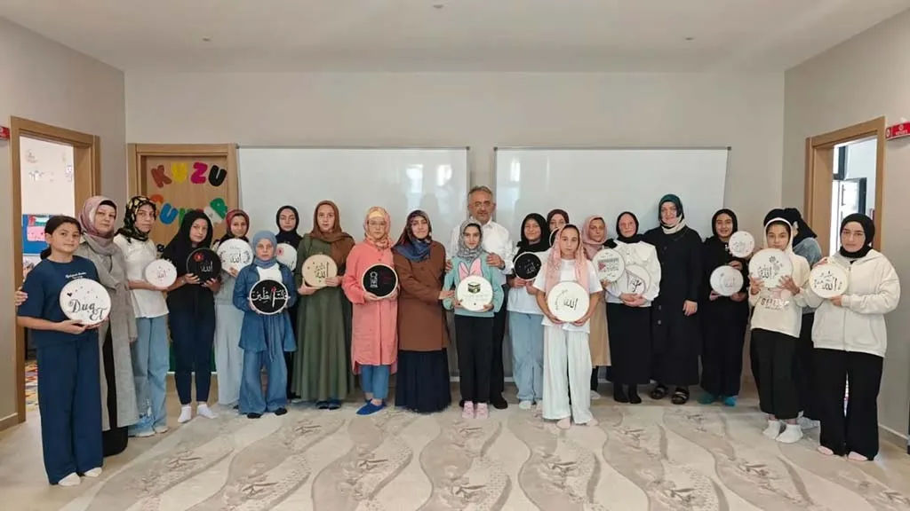 Bayburt İl Müftüsü Bayram Danacı Yaz Kur'an Kursunu Ziyaret Etti