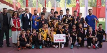 Bayburt Kalegücü Spor, Gümüşhane'de Aile Yılı Futbol Turnuvasının Şampiyonu Oldu