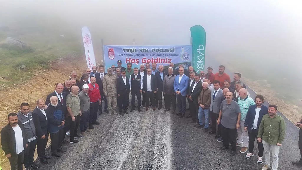 Bayburt-Uzungöl Arası Yeşil Yol Projesi'nde Asfaltlama Çalışmaları Başladı