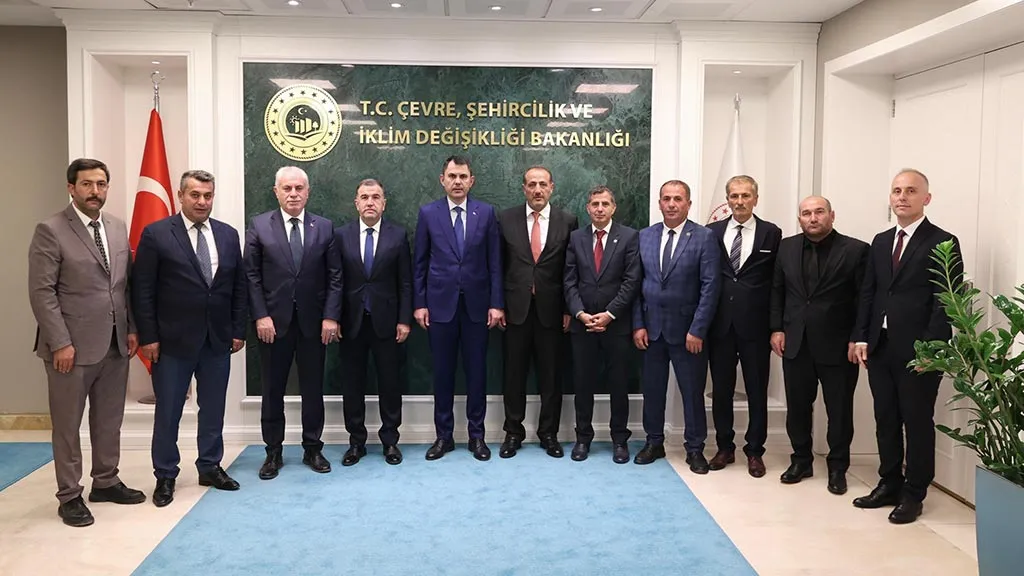 Bakan Murat Kurum ile Bayburt Yatırımları Görüşüldü