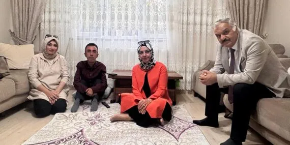 Bayburt Aile ve Sosyal Hizmetler Müdürlüğü’nden Engin Demir’e Geçmiş Olsun Ziyareti