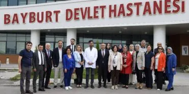 Bayburt Devlet Hastanesi Anne Dostu Hastane Belgesi Aldı