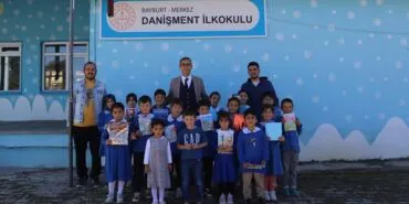 Bayburt İl Milli Eğitim Müdürü Kahraman’dan Danışment İlkokulu’na Ziyaret
