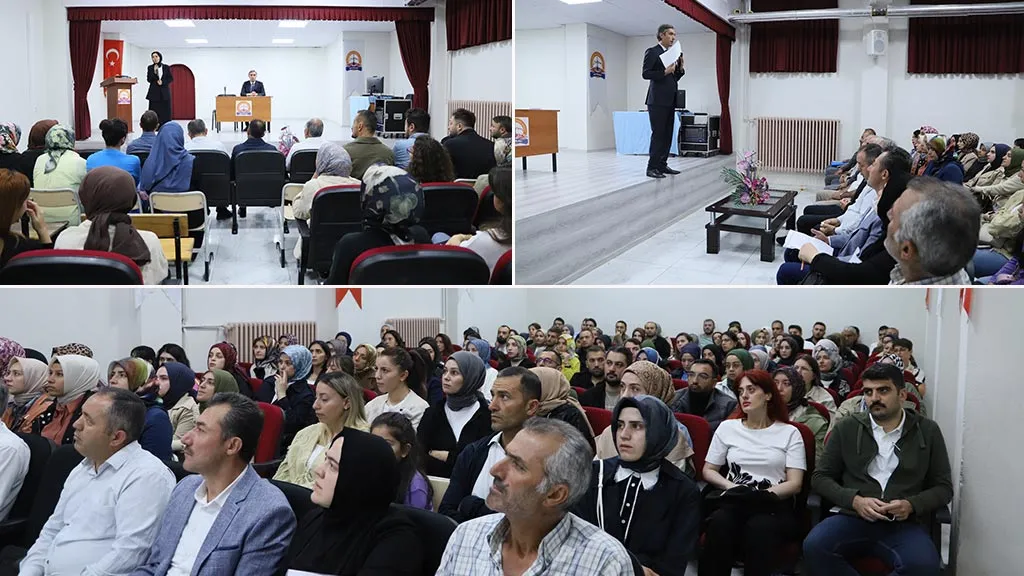 Bayburt’ta 2025-2026 Eğitim Yılı Zümre Başkanları Toplantısı Yapıldı