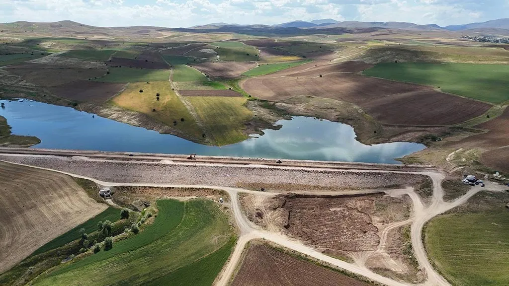 Bayburt’ta Uğrak Göleti Çalışmaları Sürüyor