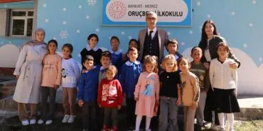 Ömer Faruk Kahraman Öğretmen ve Öğrencilerle Oruçbeyli Köyü İlkokulu’nda Buluştu