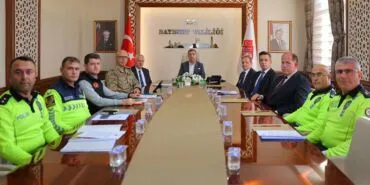 Bayburt’ta Trafik Güvenliği Toplantısı: Hız Sınırlarında Yeni Dönem Başlıyor