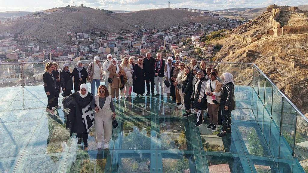 Bayburt’u Hiç Görmeyen 50 Gurbetçi, Baba Ocaklarını Ziyaret Etti