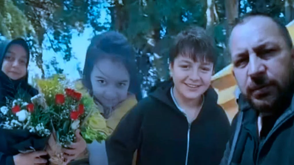 Kocaeli Gebze'de Bina Çökmesi, Bayburtlu Aileden 4 Kişi Hayatını Kaybetti