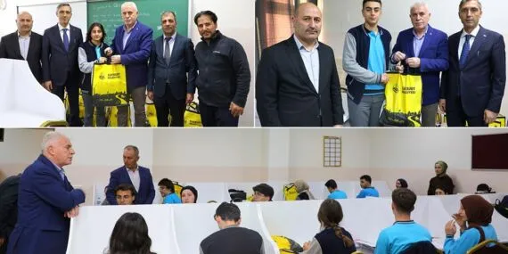 Bayburt Belediyesi’nden Üniversite Adaylarına Kaynak Kitap Desteği