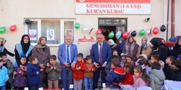 Bayburt’ta Filistin Yararına Hayır Çarşısı