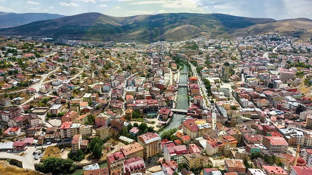 Bayburt’ta Konut Satışları Alarm Veriyor: Ekim Ayında Sadece 135 Konut Satıldı