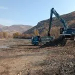 Bayburt’ta Taşkın Risklerine Karşı DSİ Ekipleri Dere Yataklarını Temizliyor