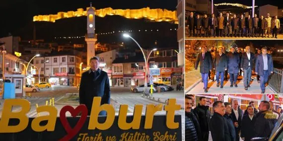 Adalet Bakanı Yılmaz Tunç’tan Akşam Saatlerinde Bayburt’ta Sürpriz Yürüyüş!