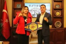 Bayburtlu Elif Nur Turhan, Nakavtla IBF Dünya Şampiyonu! Vali Eldivan'dan, Tebrik Mesajı