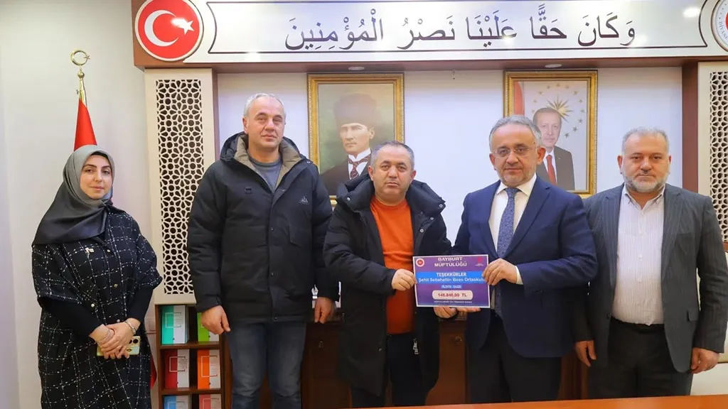 Bayburtlu Öğrencilerden Filistin’e Destek Yağmuru, 146 Bin TL’lik Bağış!