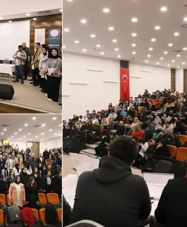 Bayburt’ta Genç Beyinler Çarpıştı, Eğitimin Önceliği Ne Olmalı?