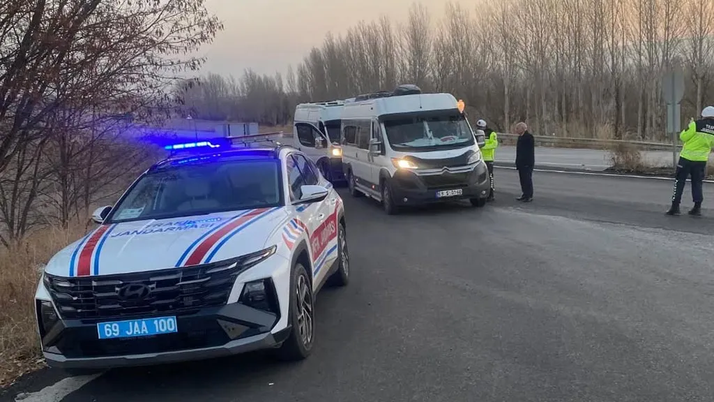 Bayburt’ta Okul Servislerine Jandarma ve Milli Eğitim’den Ortak Denetim