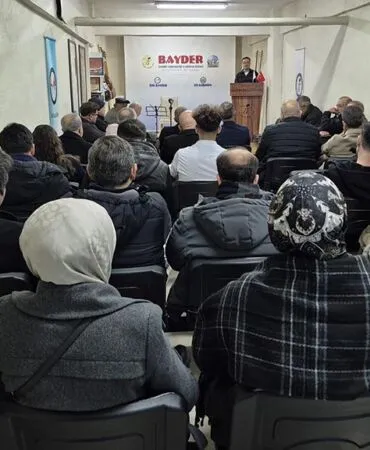 Bayburt’ta Pir Sultan Abdal’ın Yaşamı ve Mücadelesi Ele Alındı