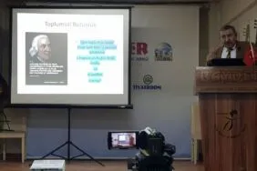 Bayburt’ta Hasan Kaymaz’ın Sunumuyla BAYDER’de Kültür ve Edebiyat Söyleşisi Gerçekleşti