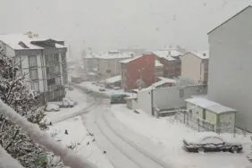 Bayburt’ta Kar Yağışı Eğitimi Durdurdu, Valilikten Tatil ve İdari İzin Açıklaması
