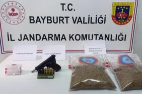 Bayburt'ta Jandarma Eve Baskın Yaptı! O Köydeki Aramada Ele Geçirilenler Şoke Etti