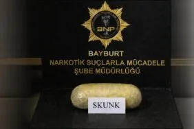 Bayburt'ta Zehir Tacirlerine Geçit Yok, Narkotik Ekiplerinden Operasyon!