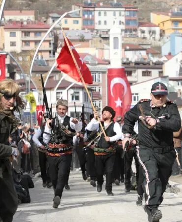 Bayburt’un Kurtuluşu’nun 108. Yıl Dönümü Törenle Kutlandı: Bakan Güler’den Önemli Mesajlar