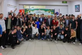 Aynı Sofrada, Aynı Gelecekte, Vali Eldivan Gençlerle Bir Arada