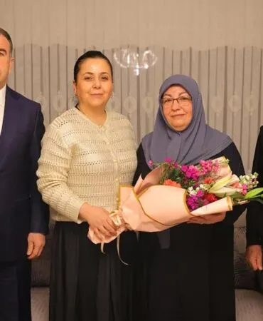 Bayburt Valisi Mustafa Eldivan’dan Kıbrıs Gazisi Ömer Durğut’a Anlamlı Ziyaret