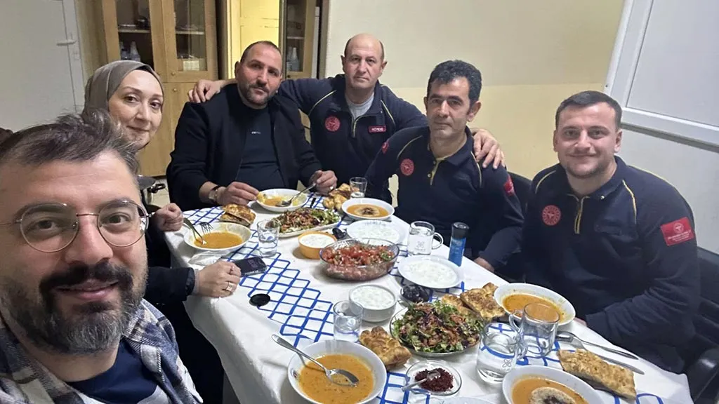 Bayburt’ta İftar Mesaisi, İl Sağlık Müdürü 112 Acil Personeliyle Buluştu!