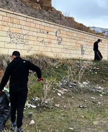 Bayburt’ta Köşe Bucak Temizlik, Şehir Bahara Hazırlanıyor