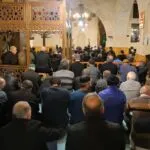 Maneviyat Doruğa Çıktı! Bayburtlular Kadir Gecesi’nde Saf Tuttu