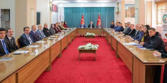 Toplumun Geleceği Bu Masada Konuşuldu, Bayburt’ta Kritik Aile Toplantısı