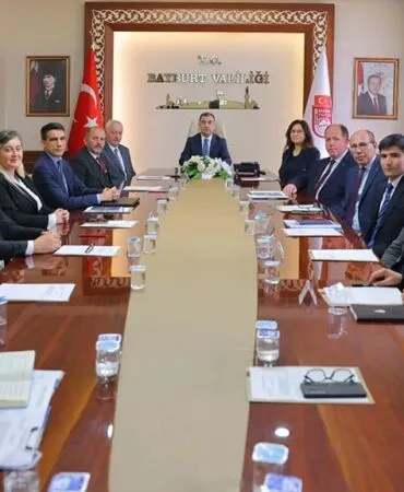 Bayburt Kalesi ve Aydıntepe Yeraltı Şehri İçin Hareketlilik Başladı