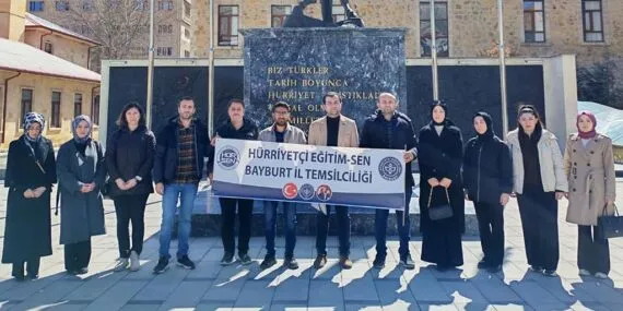 Bayburt’ta Eğitimcilerden Saldırılara Tepki
