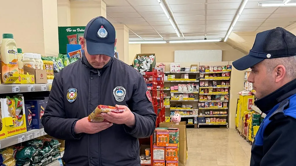 Bayburt’ta Market Denetimi, Etiket ve Gramaj Kontrolü Sürüyor