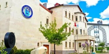 Bayburt Üniversitesi'nden Sağlıkta Yerli Adım, 2.7 Milyon TL Ödenek Almayı Başardı!