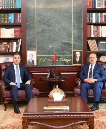 Bayburt Valisi Mustafa Eldivan, Ankara Valisi Yakup Canbolat'a Hayırlı Olsun Ziyareti