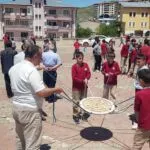 Bayburt'ta Eğlence ve Değerler Eğitimi Bir Arada: Yıl Sonu Şenliği Renkli Geçti