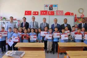 Bayburt'ta Karne Heyecanı: 14 Bin 537 Öğrenci Tatile Girdi