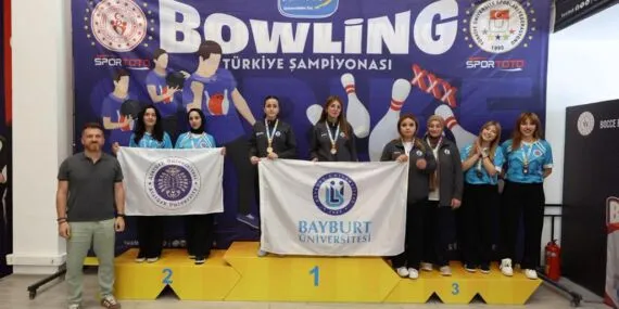 Samsun’daki Şampiyonaya Damga Vurdu, Bayburt Üniversitesi’nden Madalya Yağmuru