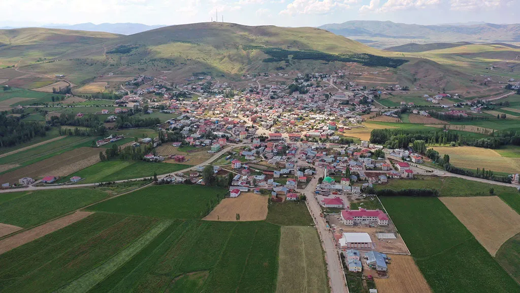 Başkan Mikdat Şeker Gökçedere Doğalgaz Projesini Duyurdu