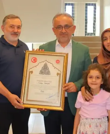 Bayburt’a İki Önemli Eser Kazandıran Mustafa Mangan'a Anlamlı Teşekkür