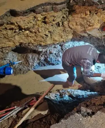 Bayburt’ta İçme Suyu Hattındaki Arızaya Hızlı Müdahale
