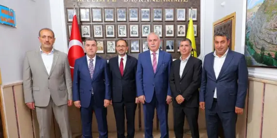 Adalet Bakan Yardımcısı Sedat Ayyıldız Bayburt Belediyesi’ni Ziyaret Etti