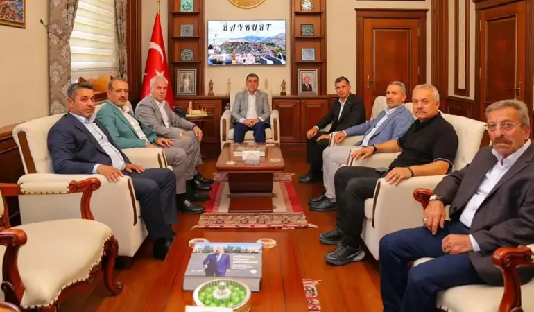 Bayburt Valisi Mustafa Eldivan Protokol Heyetini Makamında Ağırladı
