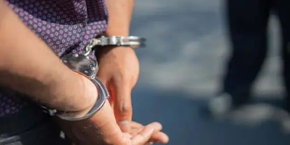 Bayburt’ta Hırsızlık Olayı, Şüpheliler Erzurum’da Yakalandı!