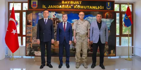 Bayburt’ta Tayini Çıkan İl Jandarma Komutanı Albay Fatih Aslan’a Özel Ziyaret